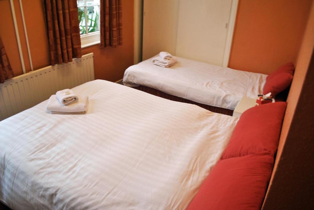 Grove End Hotel Watford  Szoba fotó