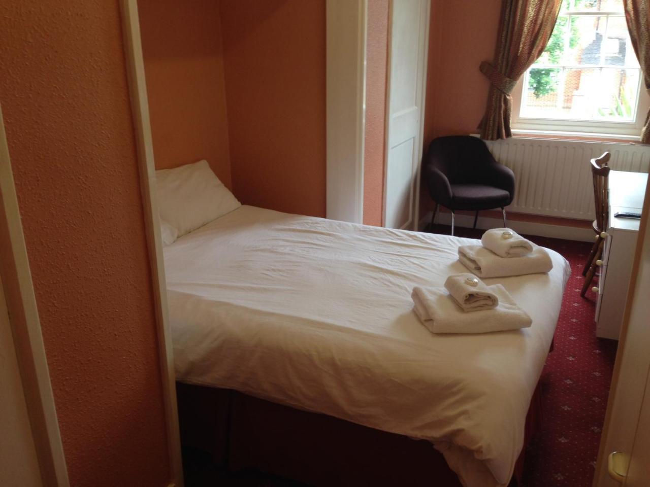 Grove End Hotel Watford  Kültér fotó